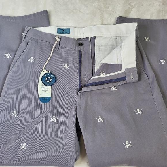 Castaway Nantucket Island Pirate Skull Pants. 34"×29" Grey and White - Picture 8 of 12